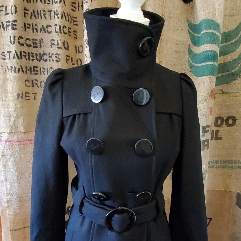 Guess Coat - Picture 2 of 4
